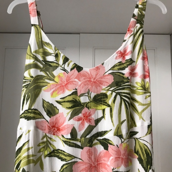 Hurley Ruffle Hem Women’s Maxi Dress S White Floral NWOT - Picture 6 of 14